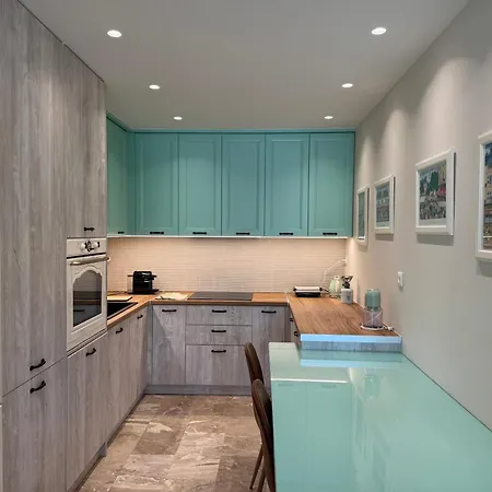 Modern, Chic, Near A Blue Flag Beach, 100 Sq M Apartamento Corinth
